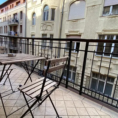 Apartment Kiraly Garden - 3rd Floor
